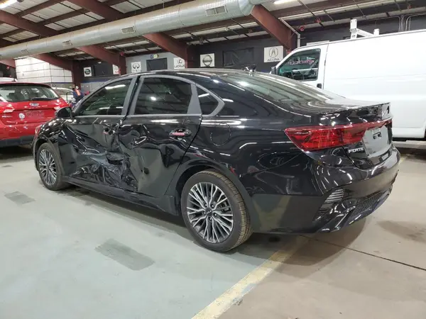 3KPF54AD7RE785450 2024 KIA FORTE - Image 2