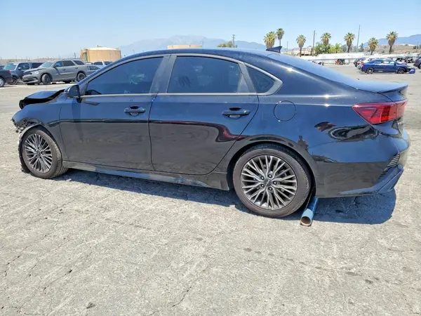 3KPF54AD7RE786601 2024 KIA FORTE - Image 2