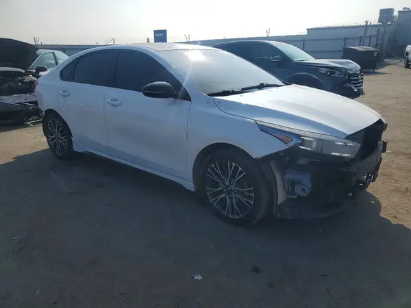 2024 KIA FORTE COPART lot 75425655 auction photo 4