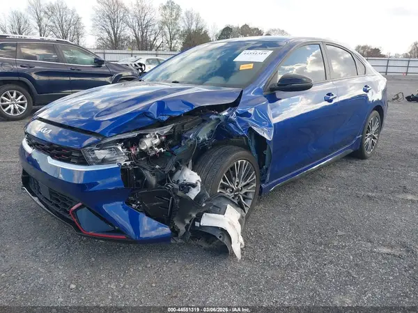 3KPF54AD7RE792947 2024 KIA FORTE - Image 2