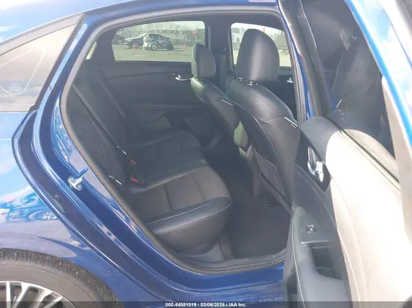 3KPF54AD7RE792947 2024 KIA FORTE - Image 8
