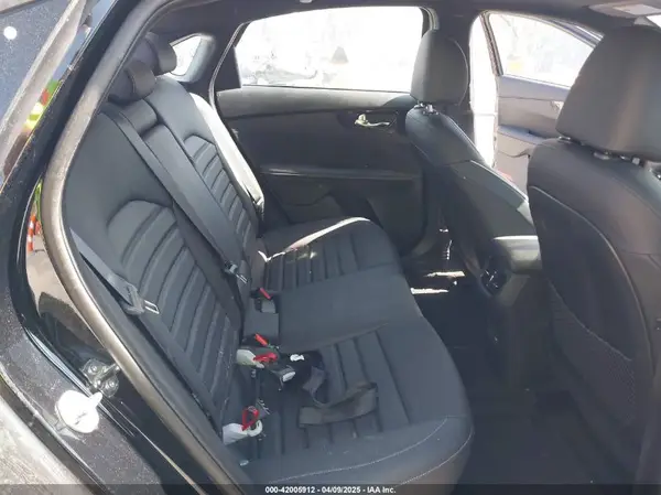 3KPF54AD7RE817216 2024 KIA FORTE - Image 8