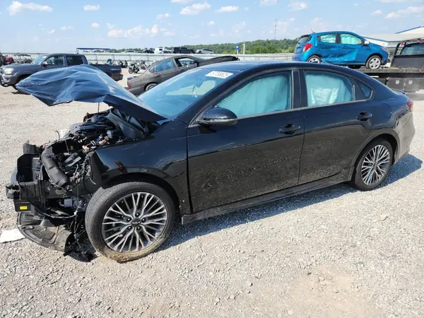 3KPF54AD7RE829849 2024 KIA FORTE - Image 1