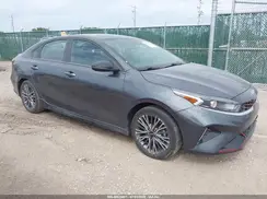 3KPF54AD7RE835473 2024 KIA FORTE