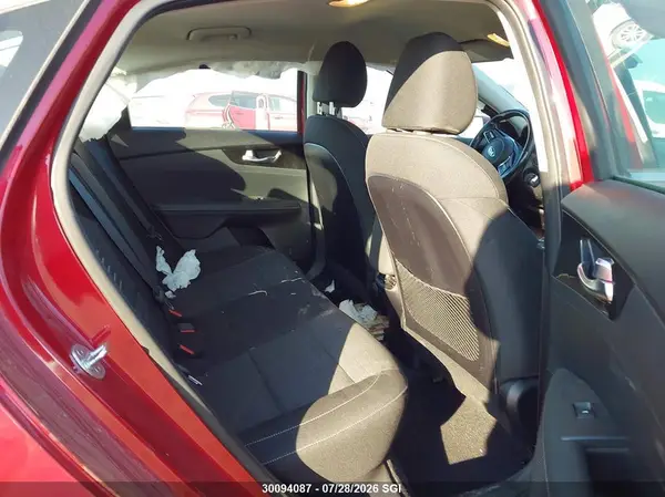 3KPF54AD8KE023847 2019 KIA FORTE - Image 8