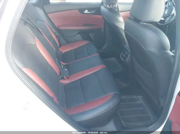 3KPF54AD8KE028448 2019 KIA FORTE - Image 8