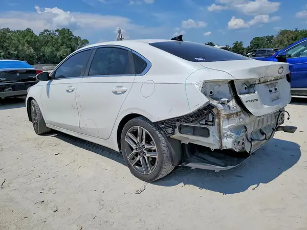 3KPF54AD8KE029888 2019 KIA FORTE - Image 2