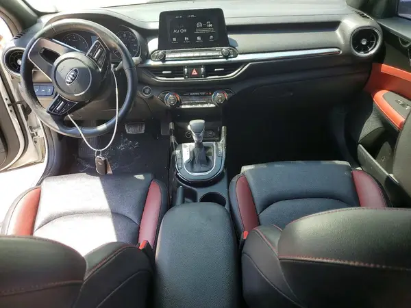 3KPF54AD8KE029888 2019 KIA FORTE - Image 8