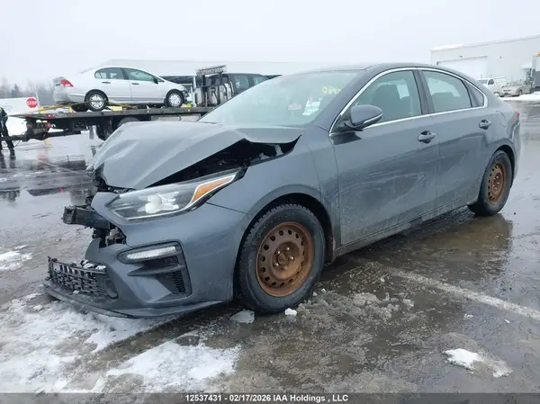 3KPF54AD8KE031835 2019 KIA FORTE - Image 2