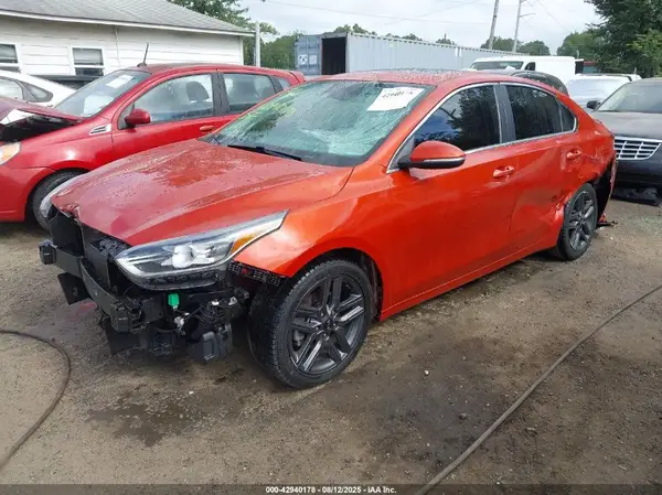 3KPF54AD8KE059604 2019 KIA FORTE - Image 2