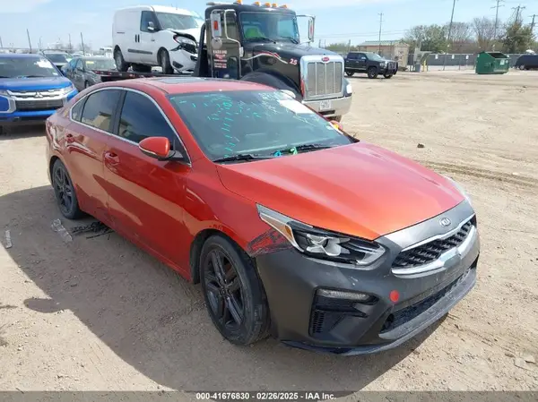3KPF54AD8KE061904 2019 KIA FORTE - Image 1