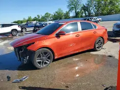 3KPF54AD8KE069615 2019 KIA FORTE