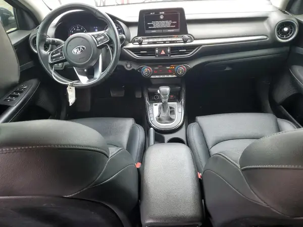 3KPF54AD8KE120577 2019 KIA FORTE - Image 8
