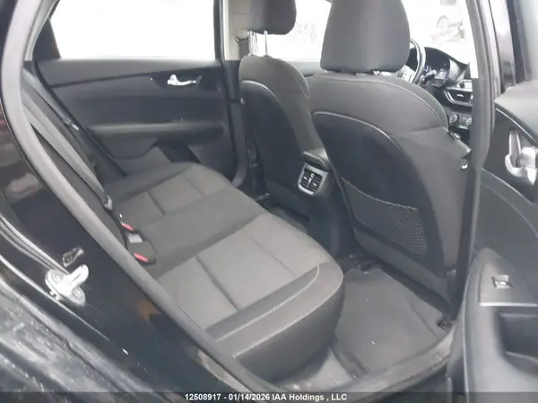 3KPF54AD8KE122930 2019 KIA FORTE - Image 8