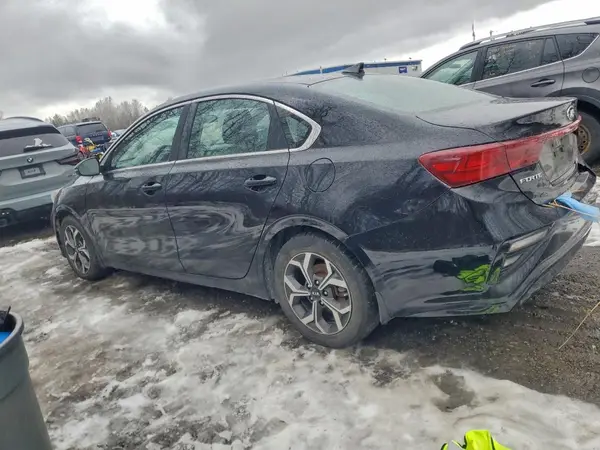 3KPF54AD8KE123642 2019 KIA FORTE - Image 2