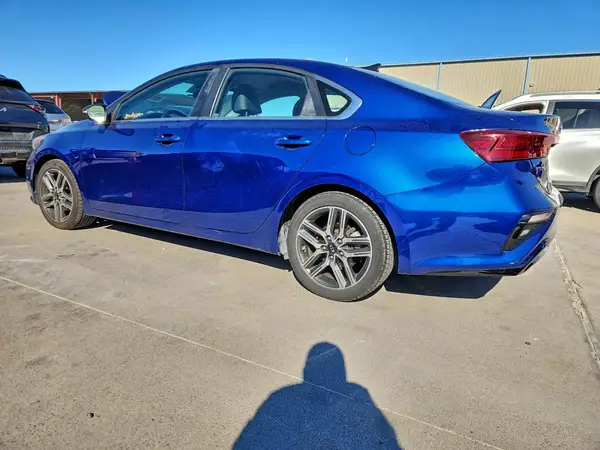 3KPF54AD8LE143889 2020 KIA FORTE - Image 2
