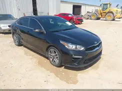 3KPF54AD8LE253695 2020 KIA FORTE