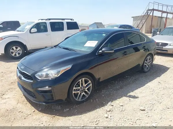 3KPF54AD8LE253695 2020 KIA FORTE - Image 2