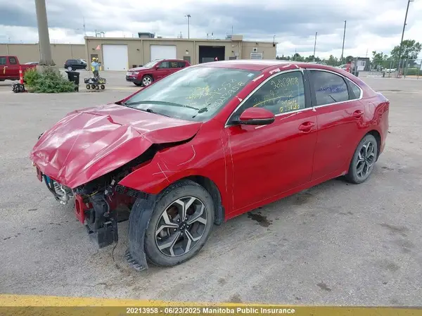 3KPF54AD8ME278680 2021 KIA FORTE - Image 2