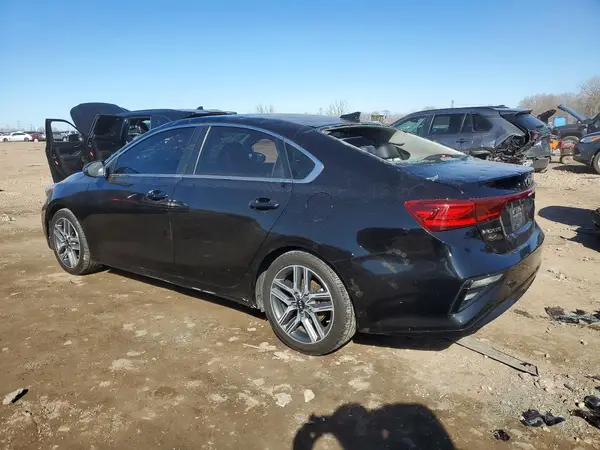 3KPF54AD8ME405203 2021 KIA FORTE - Image 2