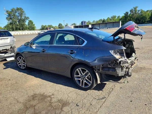 3KPF54AD8ME414435 2021 KIA FORTE - Image 2