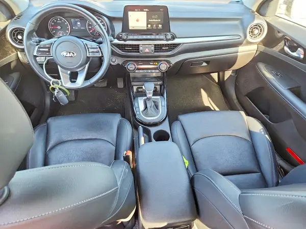 3KPF54AD8ME414435 2021 KIA FORTE - Image 8