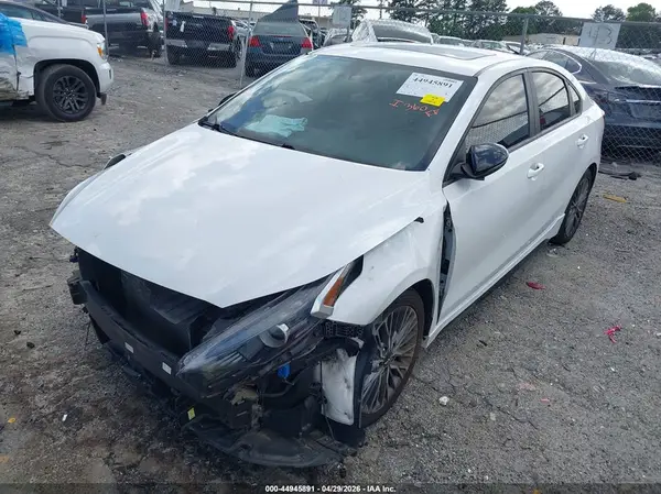 3KPF54AD8NE421273 2022 KIA FORTE - Image 2