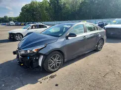 3KPF54AD8NE424481 2022 KIA FORTE