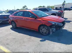 3KPF54AD8NE437960 2022 KIA FORTE