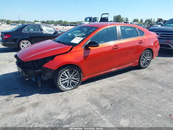 3KPF54AD8NE437960 2022 KIA FORTE - Image 2
