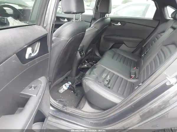3KPF54AD8NE439322 2022 KIA FORTE - Image 8