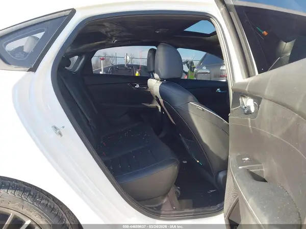3KPF54AD8NE439403 2022 KIA FORTE - Image 8