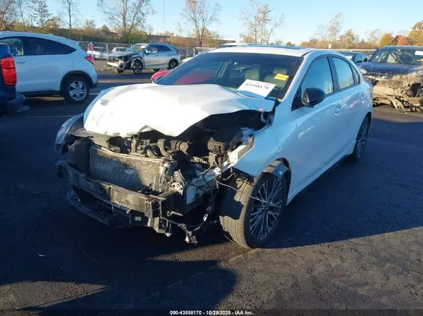 3KPF54AD8NE441460 2022 KIA FORTE - Image 2