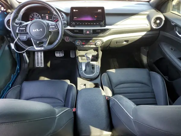 3KPF54AD8NE444262 2022 KIA FORTE - Image 8