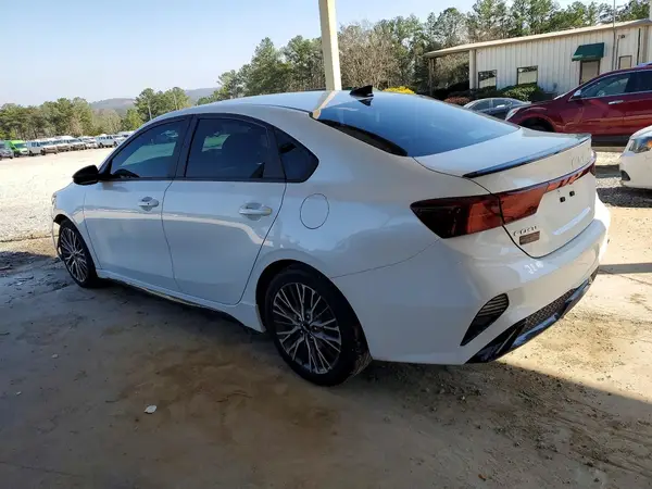 3KPF54AD8NE444990 2022 KIA FORTE - Image 2