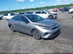 3KPF54AD8NE447095 2022 KIA FORTE