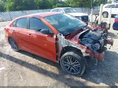 3KPF54AD8NE452037 2022 KIA FORTE