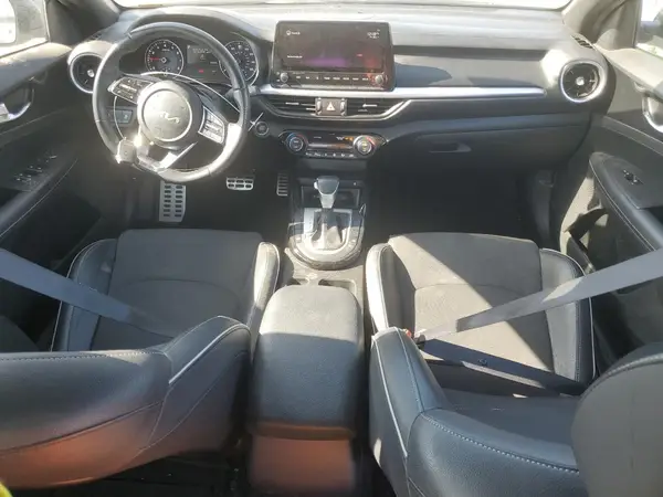 3KPF54AD8NE452264 2022 KIA FORTE - Image 8