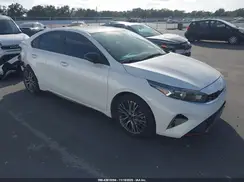 3KPF54AD8NE469761 2022 KIA FORTE