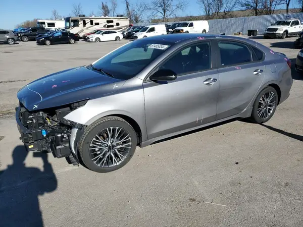 3KPF54AD8NE470280 2022 KIA FORTE - Image 1