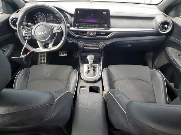 3KPF54AD8NE470442 2022 KIA FORTE - Image 8