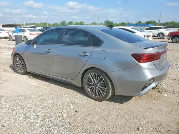 3KPF54AD8NE481652 2022 KIA FORTE - Image 2