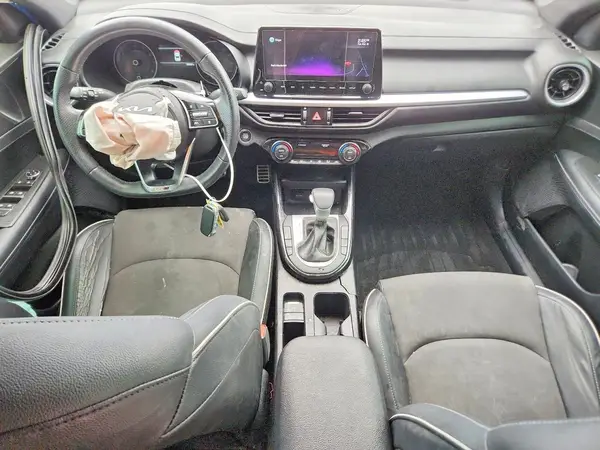 3KPF54AD8NE485572 2022 KIA FORTE - Image 8