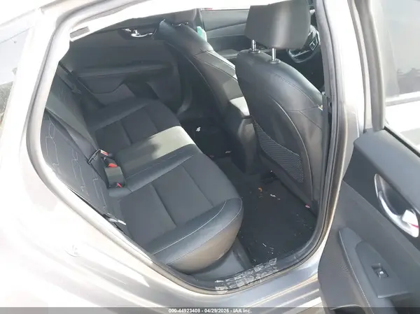 3KPF54AD8NE489363 2022 KIA FORTE - Image 8