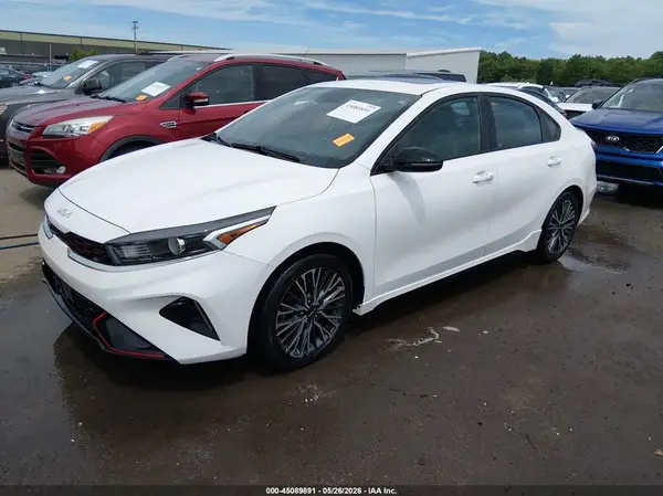 3KPF54AD8NE491730 2022 KIA FORTE - Image 2