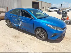 3KPF54AD8NE495065 2022 KIA FORTE