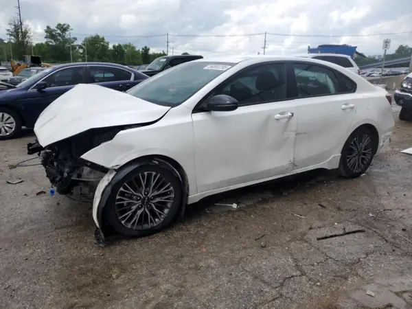 3KPF54AD8NE497740 2022 KIA FORTE - Image 1