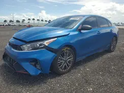 3KPF54AD8NE498208 2022 KIA FORTE