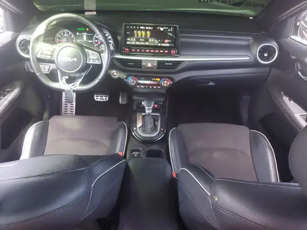 3KPF54AD8NE498208 2022 KIA FORTE - Image 8