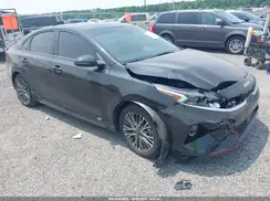 3KPF54AD8NE500619 2022 KIA FORTE